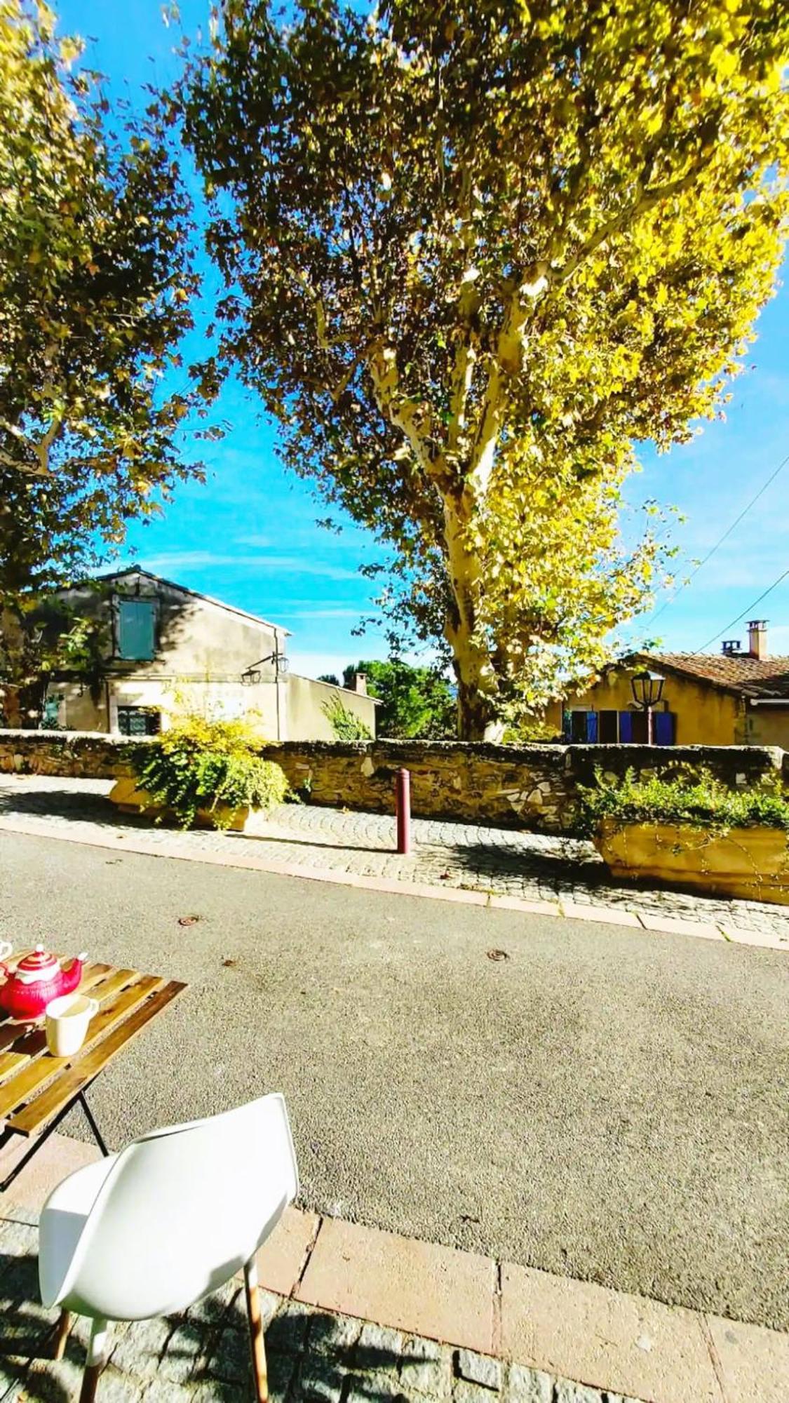 L'Appartement De L'Arche Chateauneuf-de-Gadagne Exterior photo